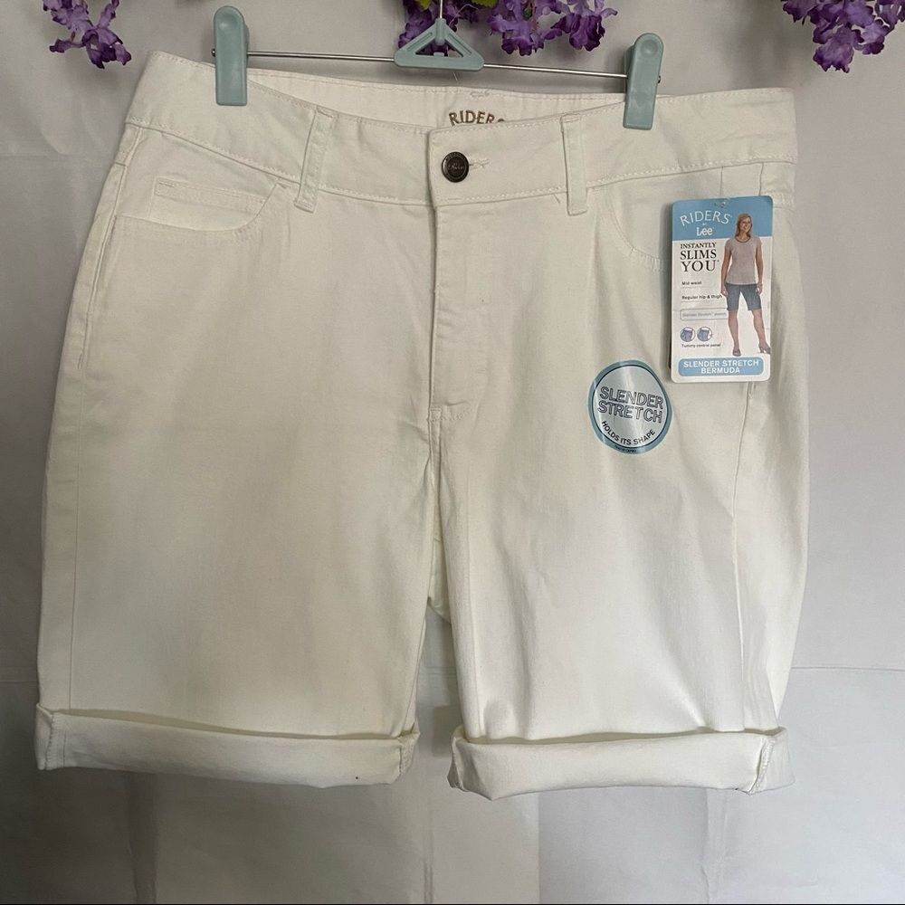 RIDERS BY LEE MIDRISE BERMUDA SHORTS-NWT.